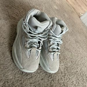 Yeezy Desert Boot Salt